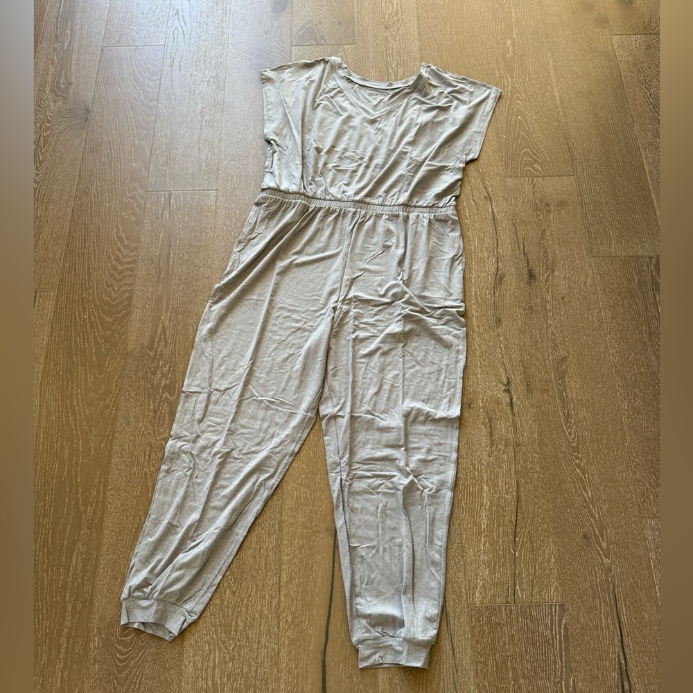 Comfort Code short-sleeve jumpsuit